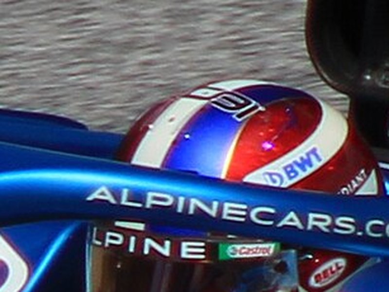 Photo of the Esteban Ocon 2022 season helmet