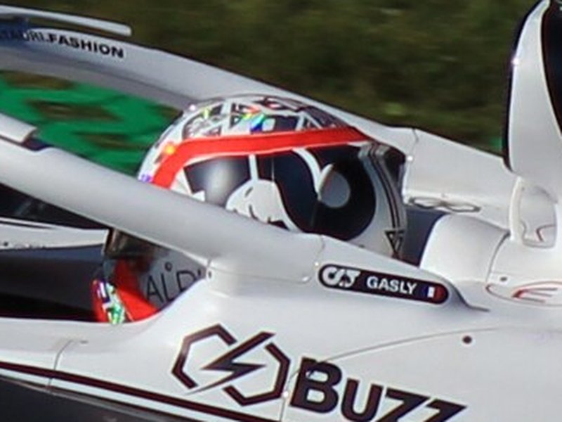 Photo of the Pierre Gasly 2022 season helmet
