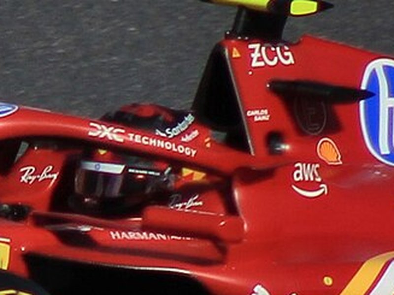 Photo of the Carlos Sainz 2024 season helmet