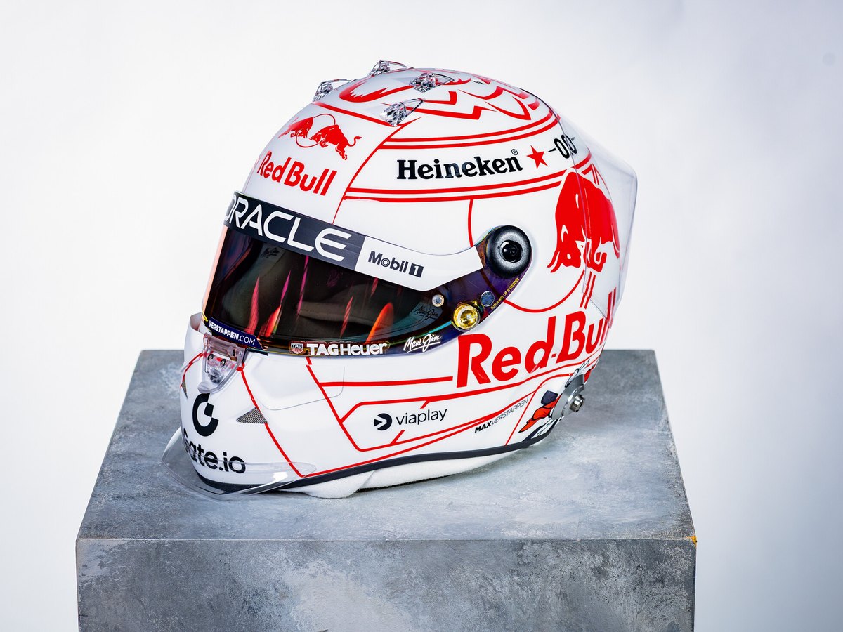 Helmet Rnd Max Verstappen Cherry blossom helmet: Japanese 2025